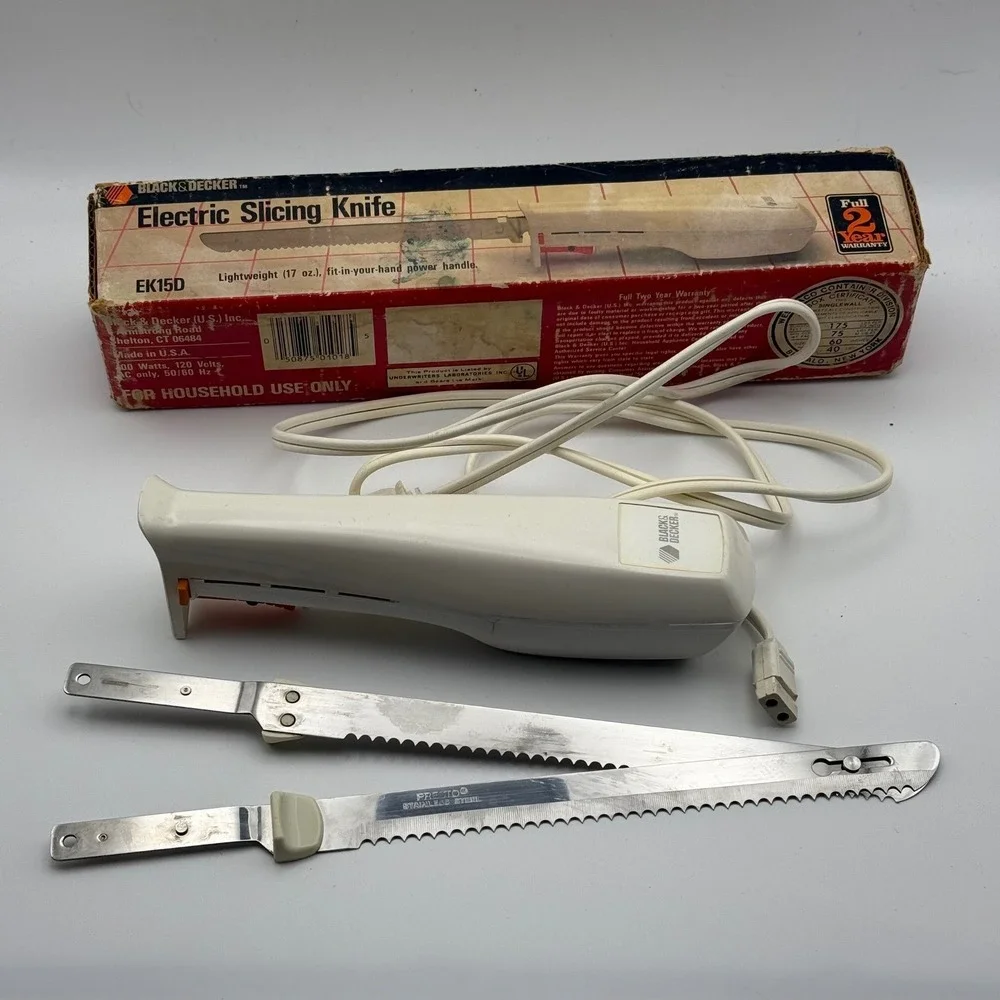 Black & Decker Electric Slicing Knife EK15D Vintage White Power Handle 2 Blades